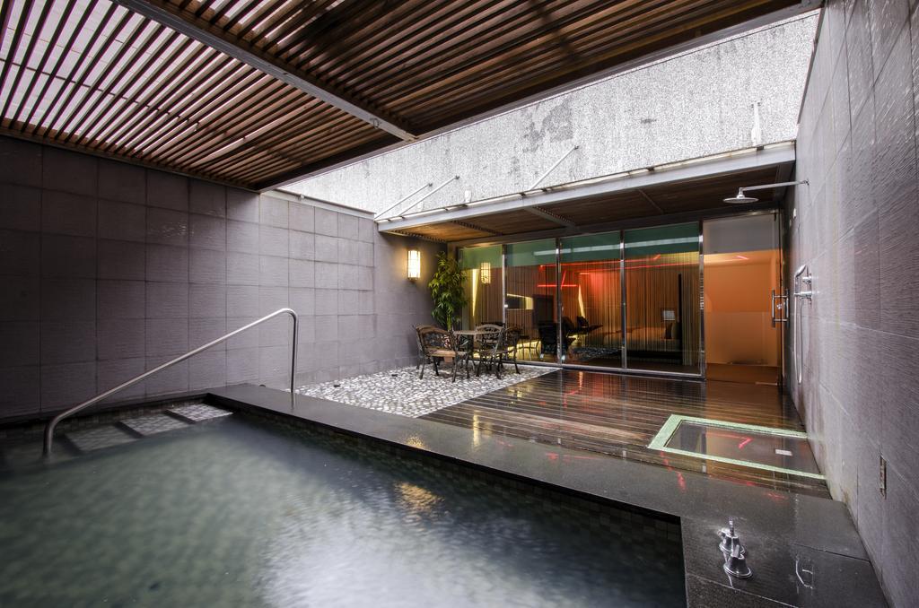 Ya Nold Fashion House Hotel Jiaoxi Exterior photo